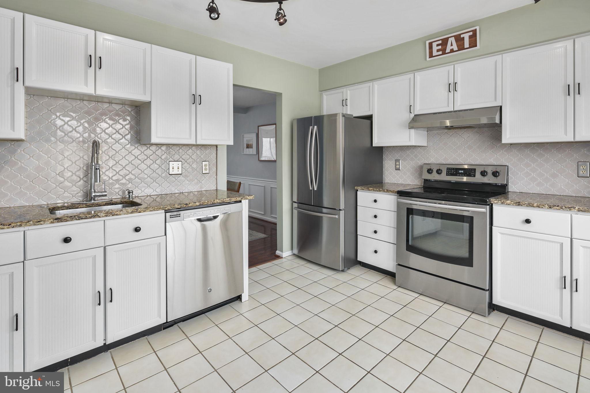 5708 Ridge View Drive Alexandria, VA 22310 - Photo 8 of 45 Gallery Image 8