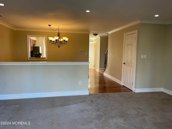 $3,300 | 173 Edinburgh Court, Matawan, NJ 07747