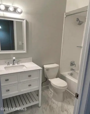 $3,300 | 173 Edinburgh Court, Matawan, NJ 07747