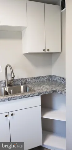 a close view of sink and tap