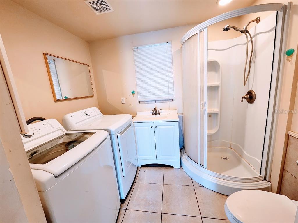 385 Pelican Road Venice, FL 34293 - Photo 10 of 45