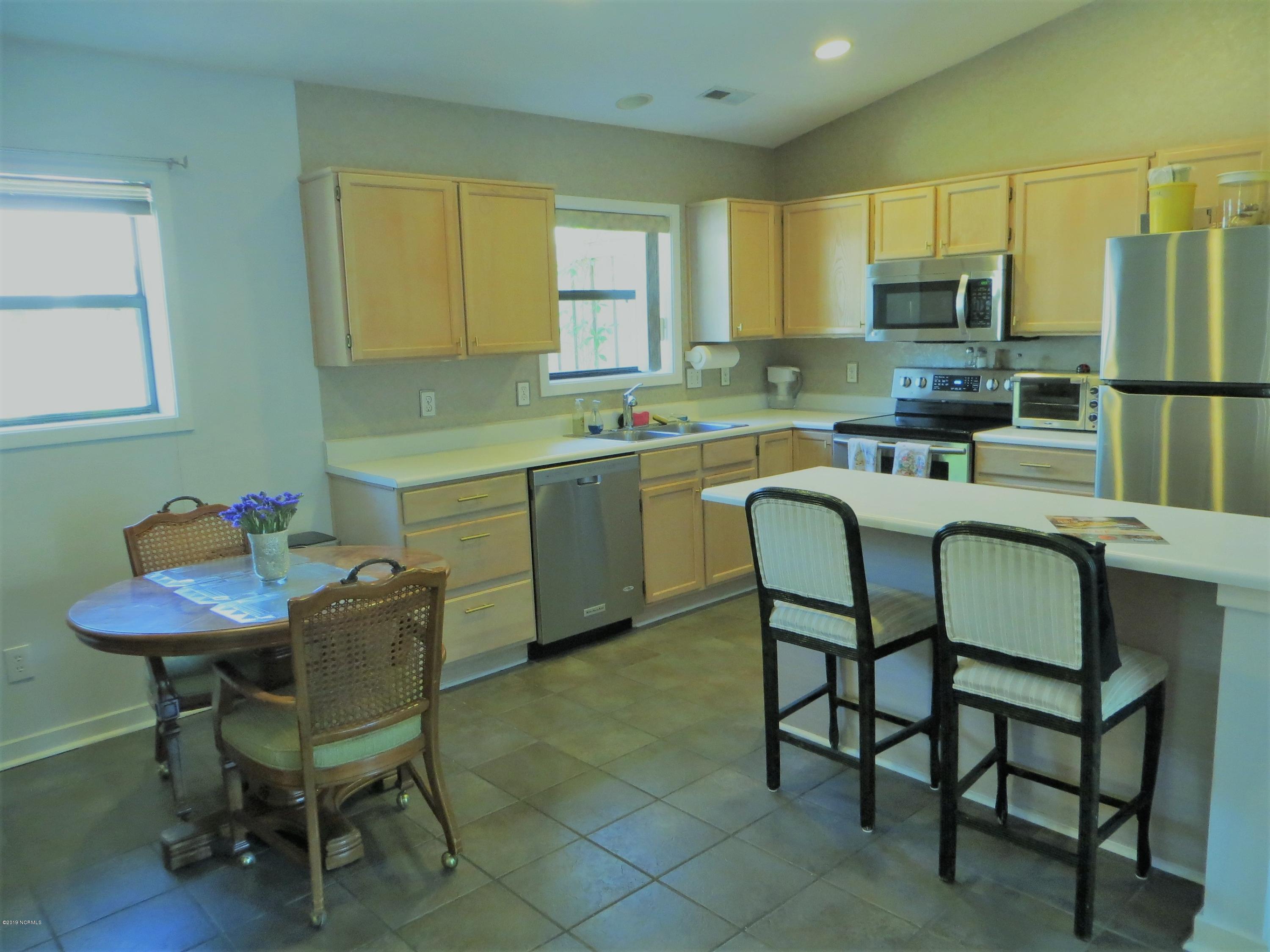7401 Ridgeview Place Wilmington, NC 28411 - Photo 13 of 19 IMG_1825