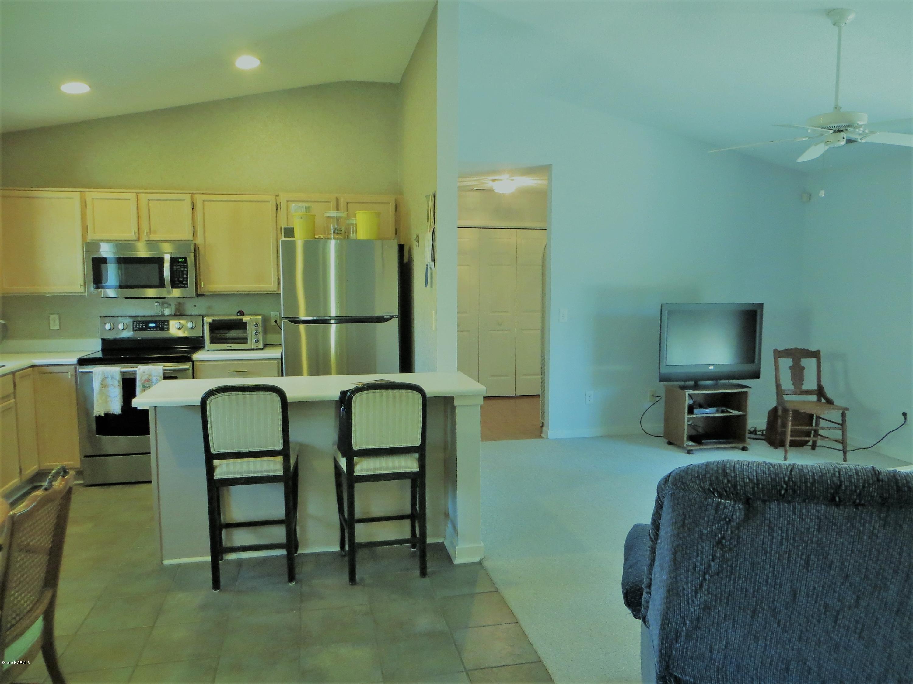 7401 Ridgeview Place Wilmington, NC 28411 - Photo 14 of 19 IMG_1818