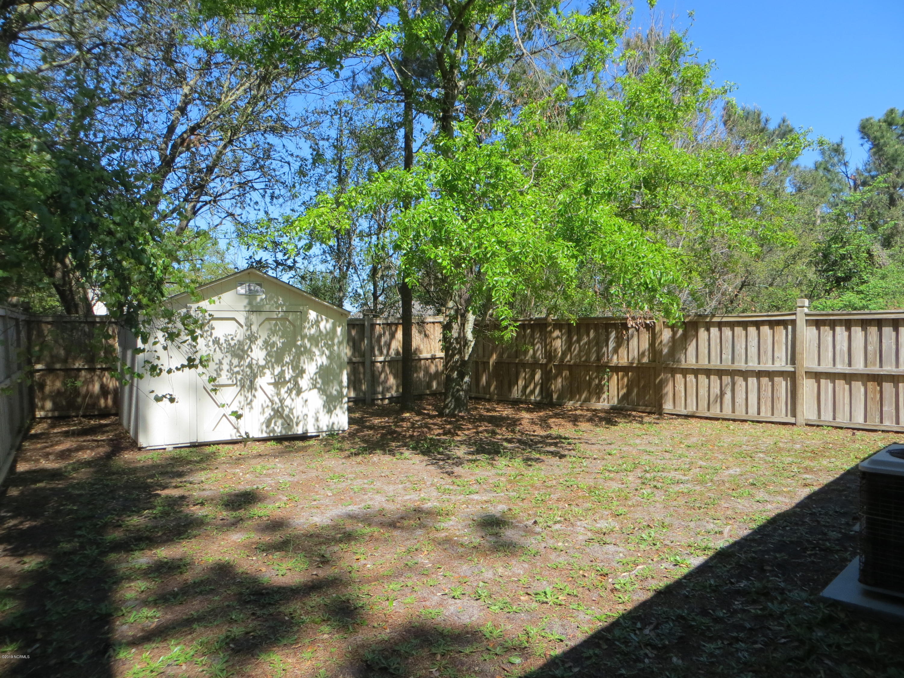 7401 Ridgeview Place Wilmington, NC 28411 - Photo 8 of 19 IMG_1840
