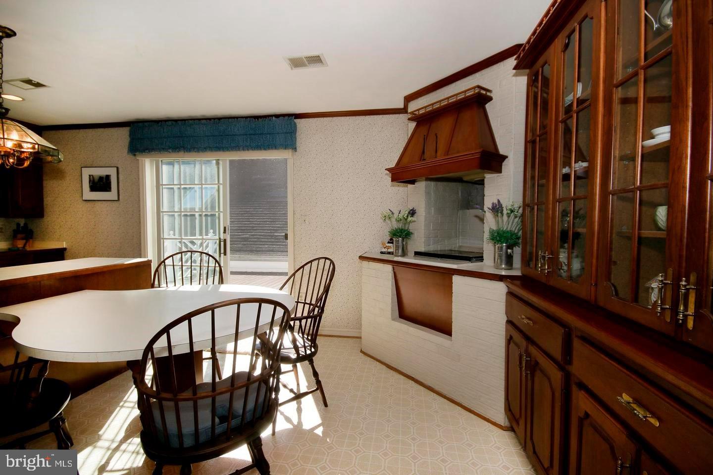 42873 Lucketts Road Leesburg, VA 20176 - Photo 102 of 122