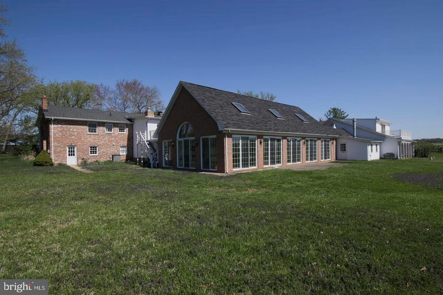 42873 Lucketts Road Leesburg, VA 20176 - Photo 113 of 122