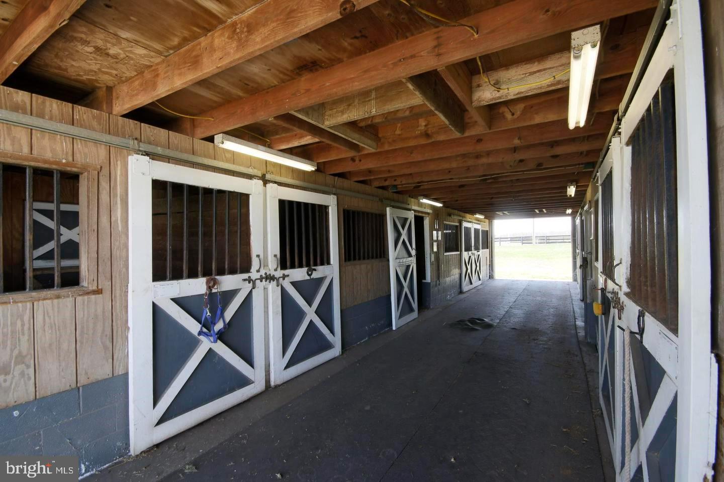 42873 Lucketts Road Leesburg, VA 20176 - Photo 24 of 122