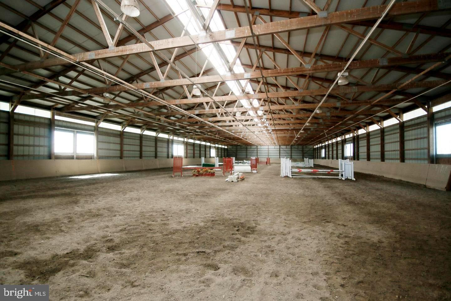 42873 Lucketts Road Leesburg, VA 20176 - Photo 41 of 122