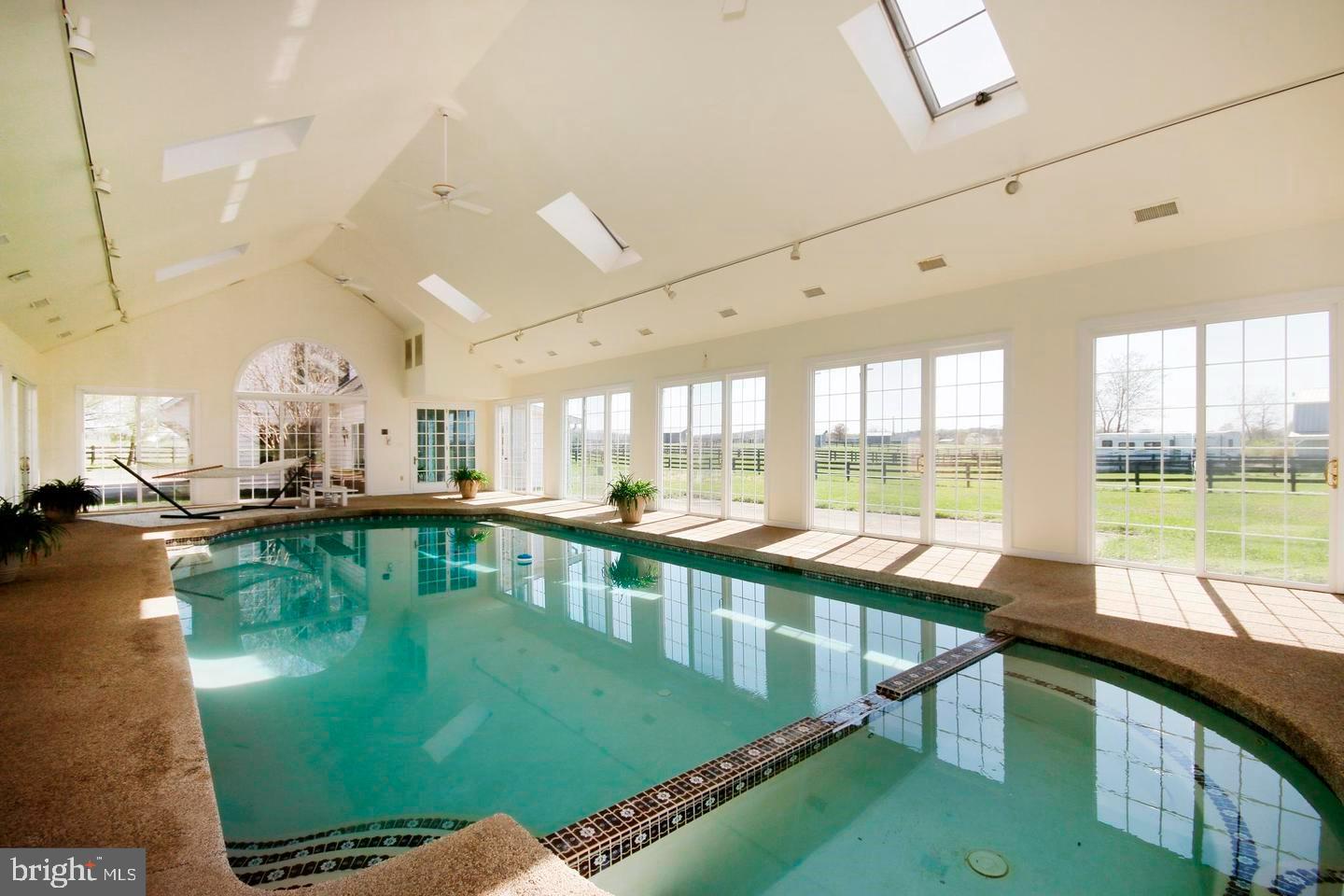 42873 Lucketts Road Leesburg, VA 20176 - Photo 57 of 122