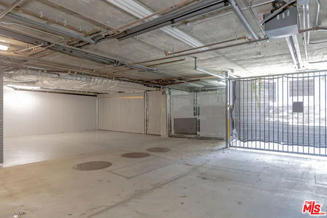 $2,899,000 | 235 Ocean Park Boulevard, Unit 1, Santa Monica, CA 90405