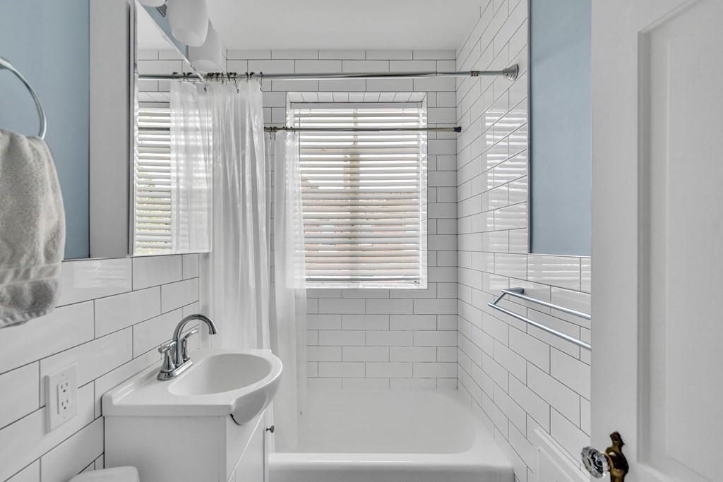 46 Chiswick Road, Unit 8 Boston, MA 02135 - Photo 22 of 27 Gallery Image 22