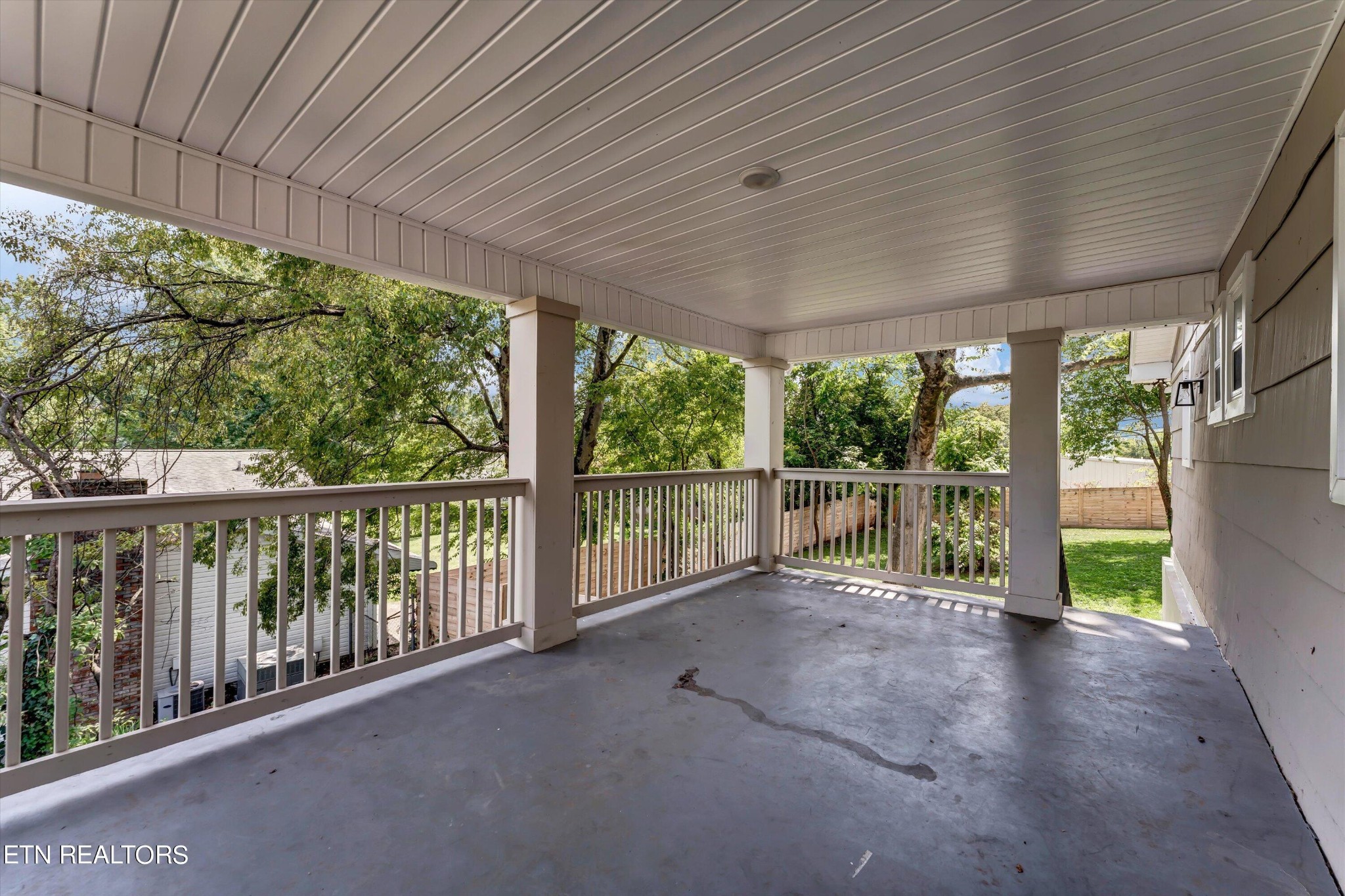 133 Londonderry Road Knoxville, TN 37923 - Photo 28 of 35 a view of backyard with green space