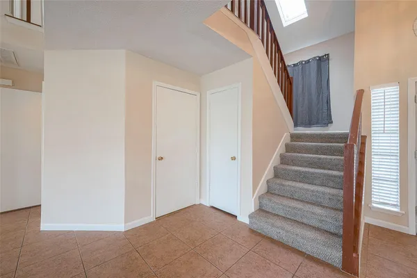 $2,400 | 703 Turtle Creek Drive, Missouri City, TX 77489