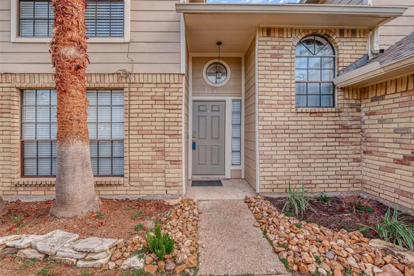 $2,400 | 703 Turtle Creek Drive, Missouri City, TX 77489