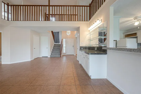 $2,400 | 703 Turtle Creek Drive, Missouri City, TX 77489