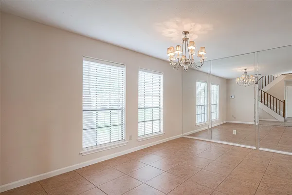 $2,400 | 703 Turtle Creek Drive, Missouri City, TX 77489