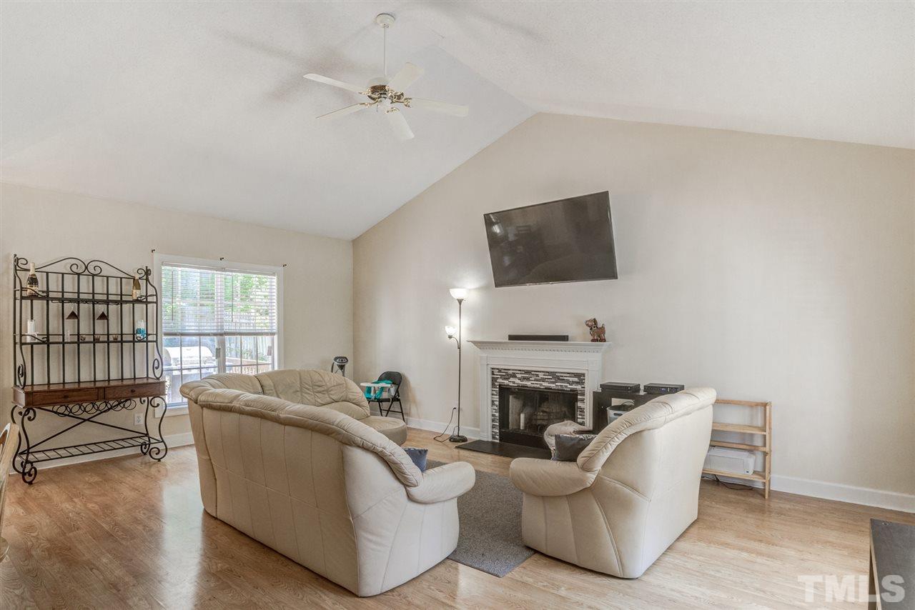 1217 Delham Road Knightdale, NC 27545 - Photo 5 of 30 Gallery Image 5