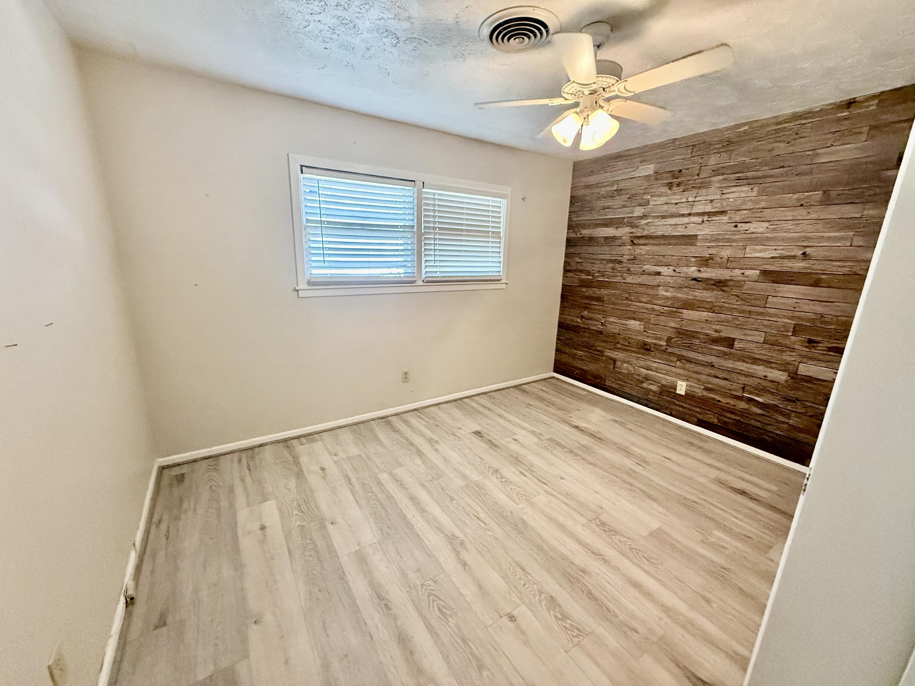 4604 27th Street Lubbock, TX 79410 - Photo 16 of 21 IMG_3975