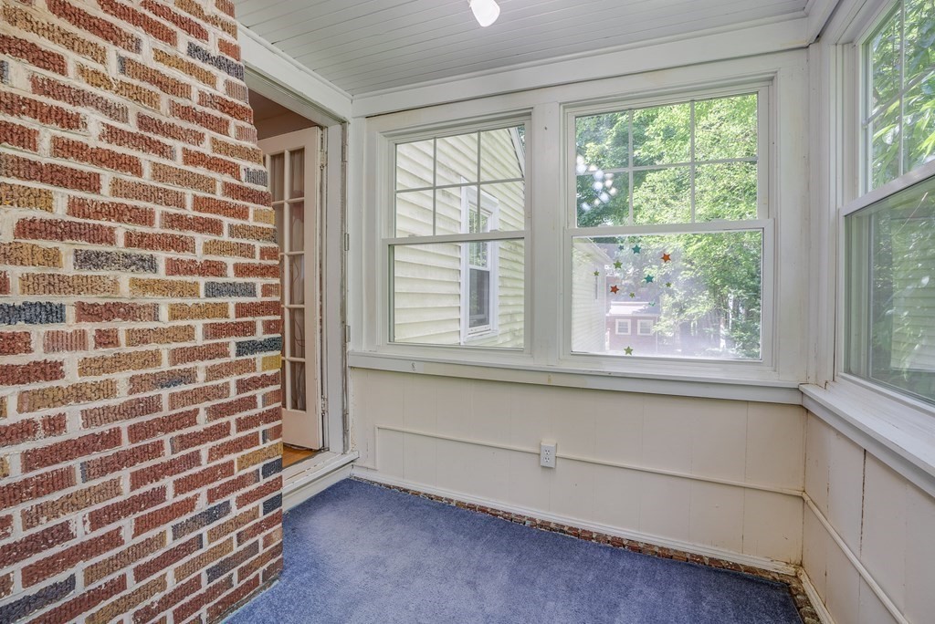 62 Gleason Road Lexington, MA 02420 - Photo 20 of 39 a view of empty room with a window