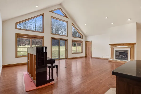 $799,900 | 3315 Augusta Lane, Onalaska, WI 54650