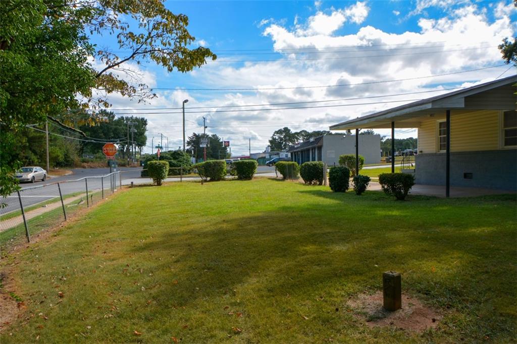 2249 Brannen Road Southeast Atlanta, GA 30316 - Photo 5 of 39