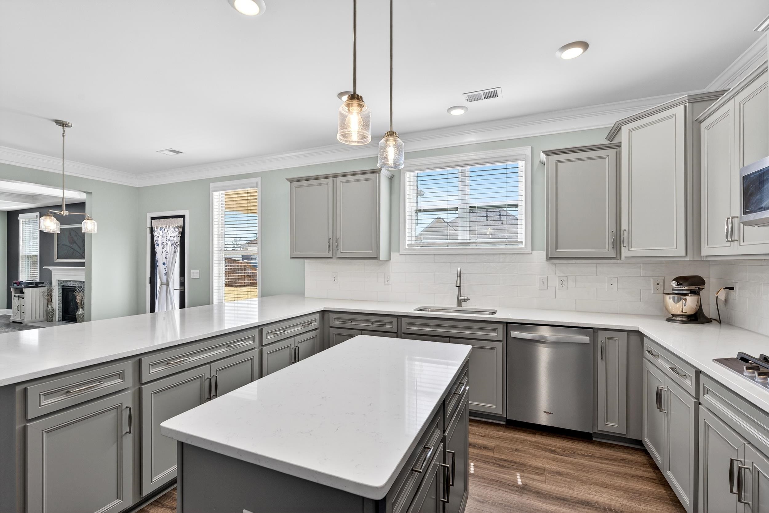 6030 Thicket Lane Boiling Springs, SC 29316 - Photo 3 of 50