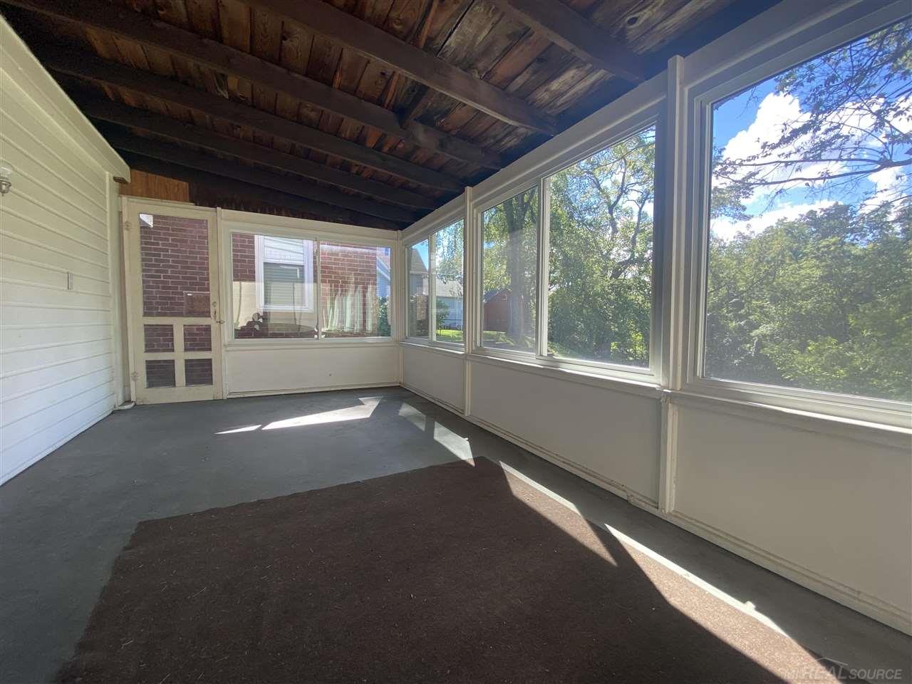 8210 Clinton River Road Sterling Heights, MI 48314 - Photo 26 of 33 50055485-25.JPG