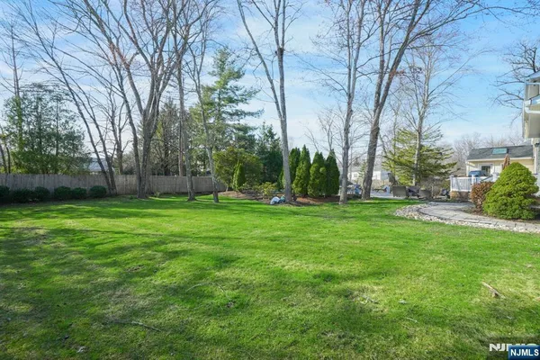 $1,049,000 | 3 Tristam Place, Pine Brook, NJ 07058