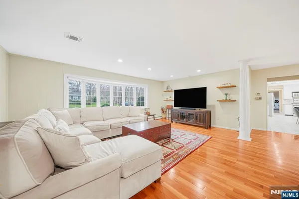 $1,049,000 | 3 Tristam Place, Pine Brook, NJ 07058