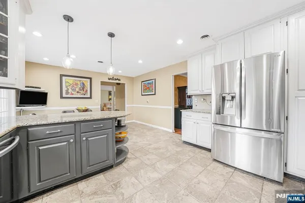 $1,049,000 | 3 Tristam Place, Pine Brook, NJ 07058