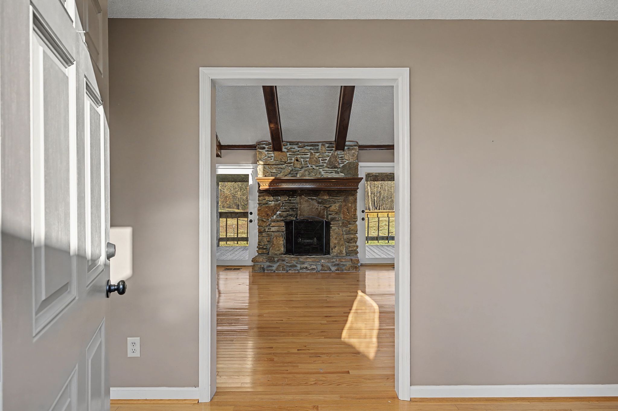 634 Still Pond Road Columbia, TN 38401 - Photo 9 of 50 Gallery Image 9