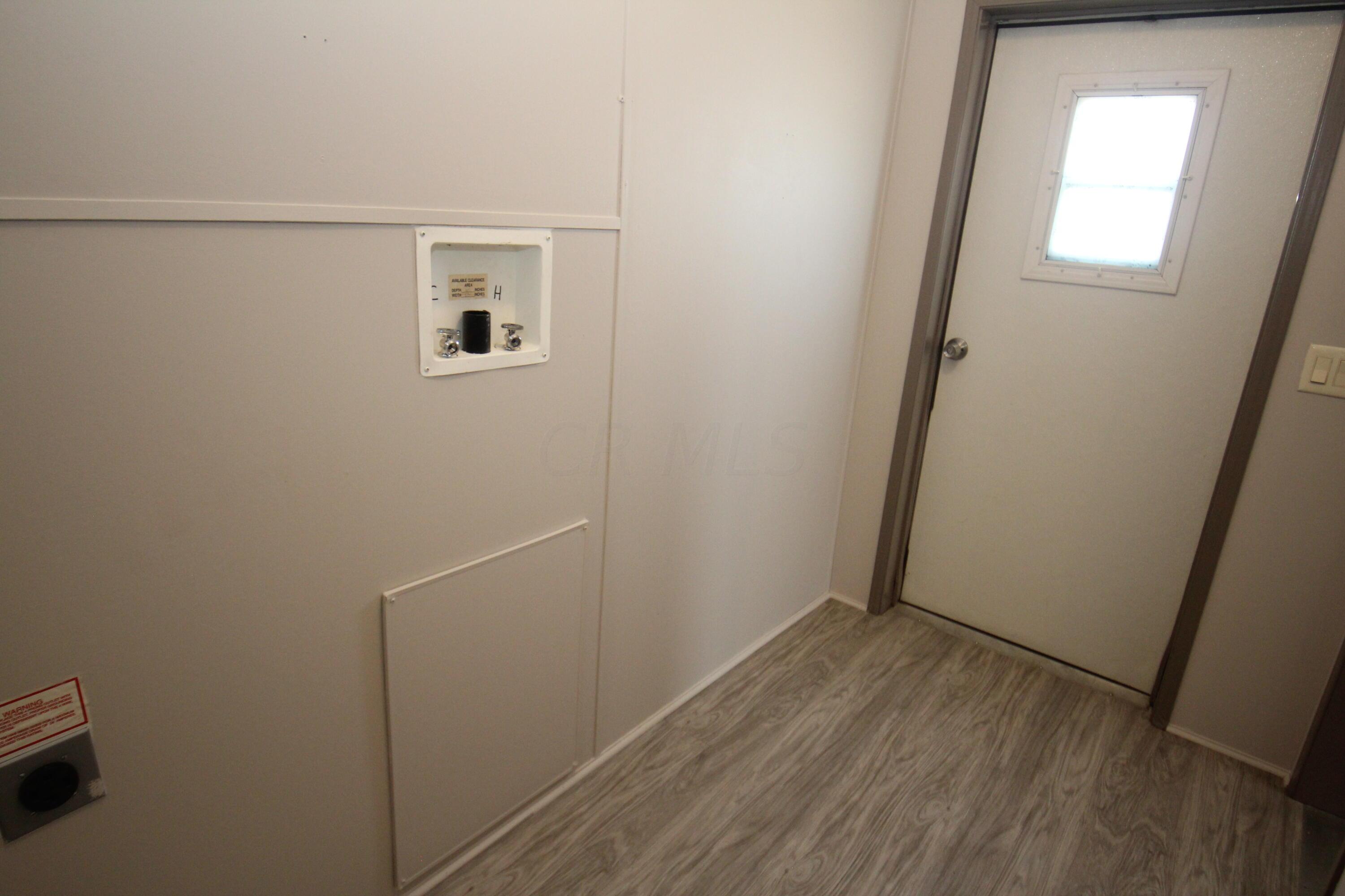 411 Doris Road Pataskala, OH 43062 - Photo 42 of 42 mud/laundry area