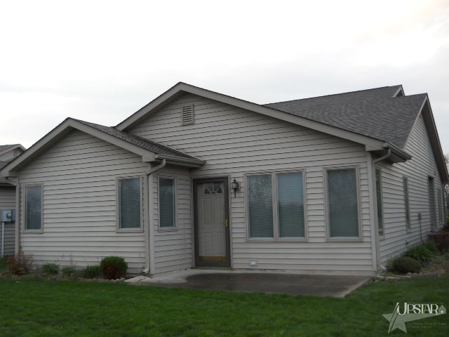 1622 Fairway Drive Decatur, IN 46733 - Photo 3 of 8