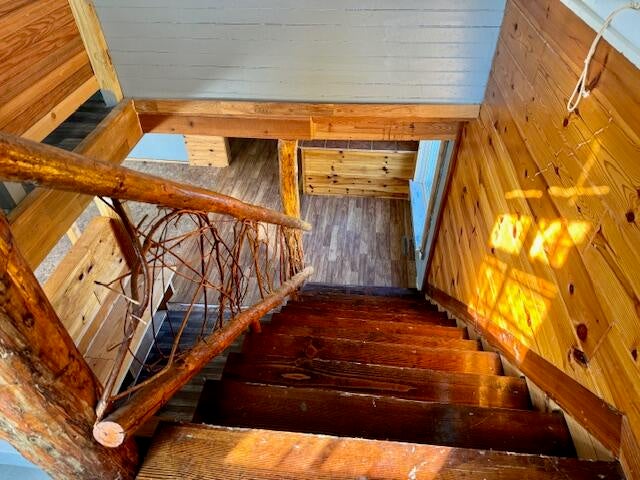 545 Duncan Avenue Cheboygan, MI 49721 - Photo 10 of 26 Stairs