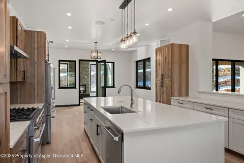 $2,650,000 | 603 Dry Park Road, Glenwood Springs, CO 81601