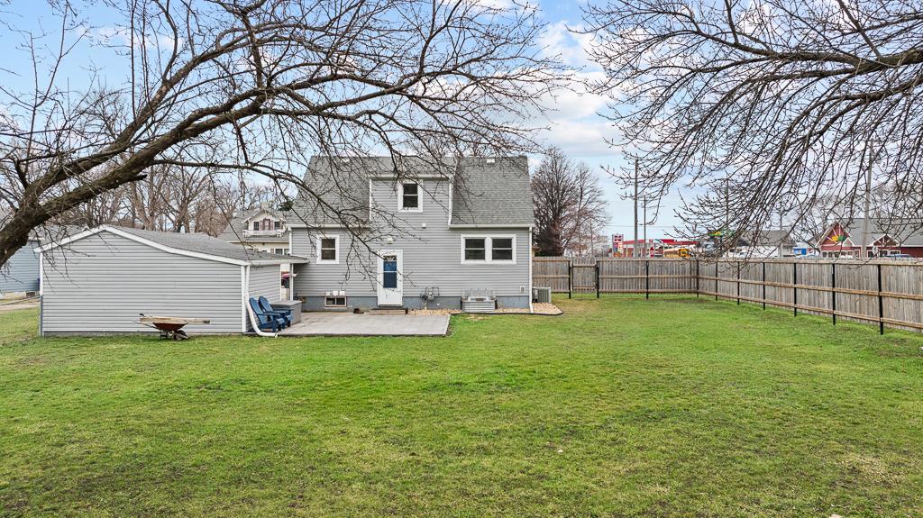 113 4th Street Dawson, MN 56232 - Photo 6 of 41