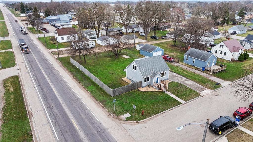 113 4th Street Dawson, MN 56232 - Photo 7 of 41