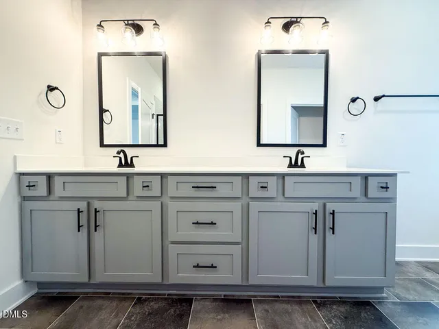 $413,600 | 27 Decatur Drive, Fuquay-Varina, NC 27526