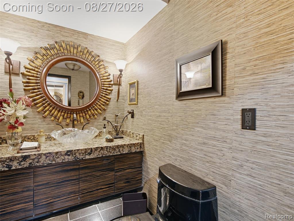 3549 Mann Road Clarkston, MI 48346 - Photo 27 of 63 Gallery Image 27