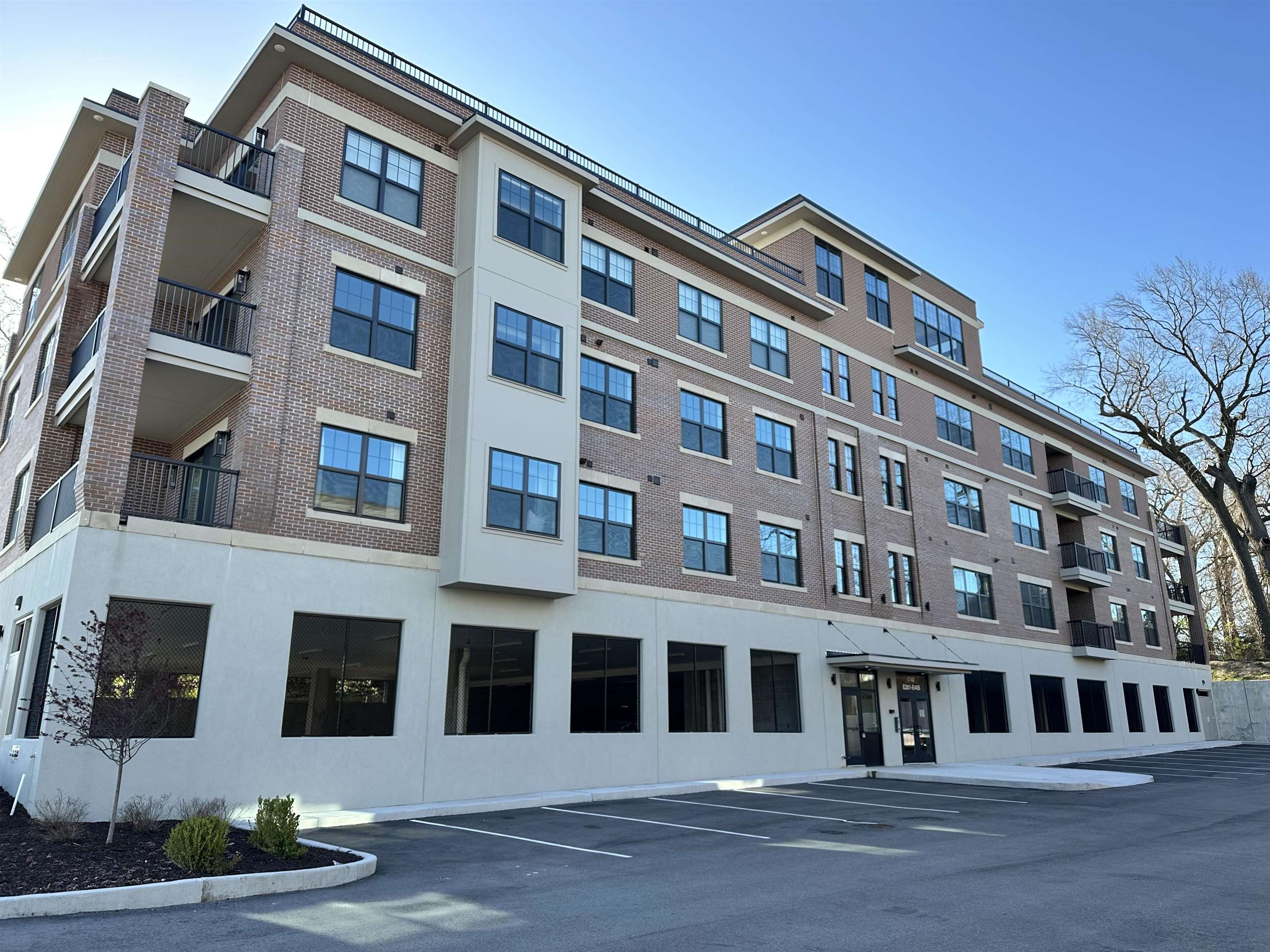 1740 202 South Bend Avenue Bnd  