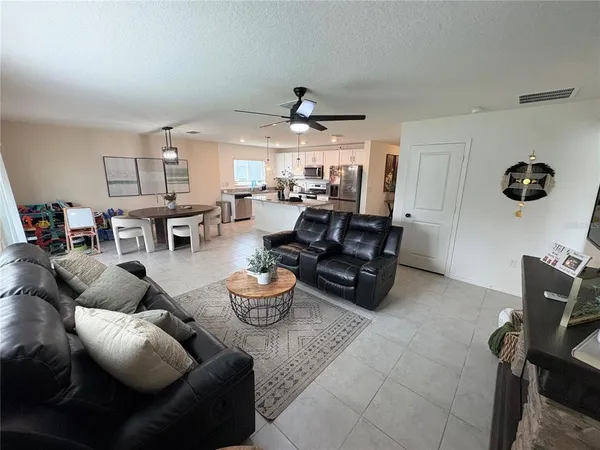 $2,100 | 433 Summer Grove Lane, Haines City, FL 33844