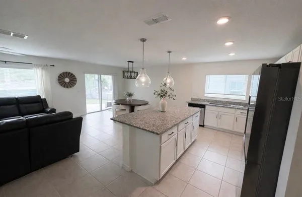 $2,100 | 433 Summer Grove Lane, Haines City, FL 33844