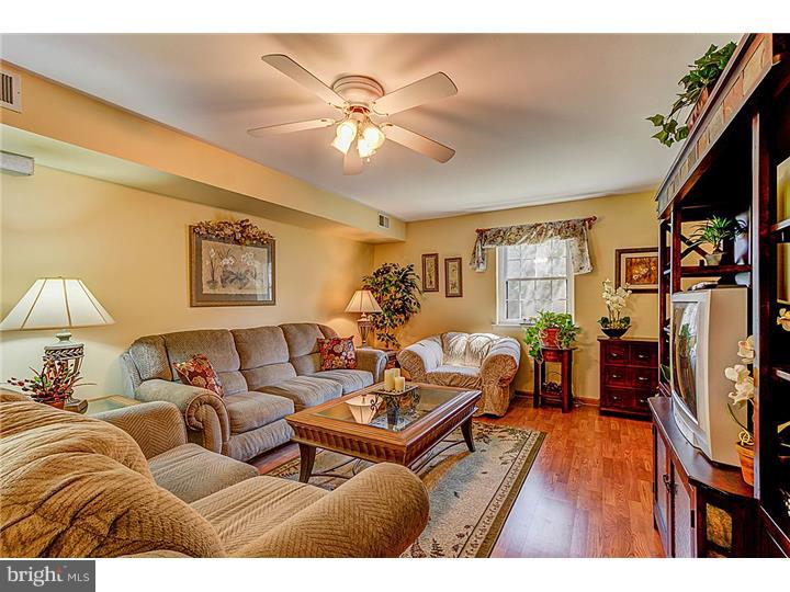 121 Providence Forge Road Royersford, PA 19468 - Photo 4 of 23 Living Room