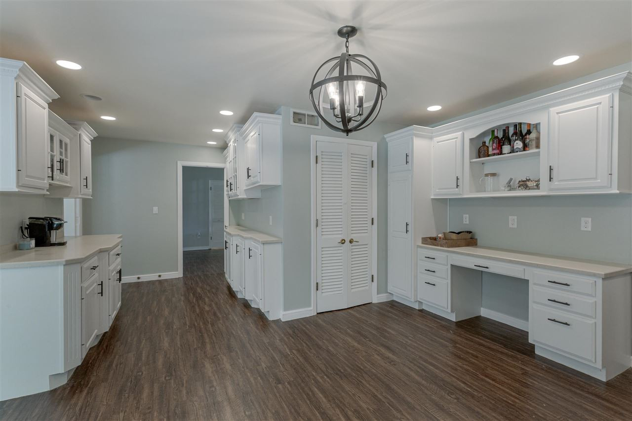 910 Oak Grove Road Jackson, MI 49203 - Photo 24 of 50 Photo 24