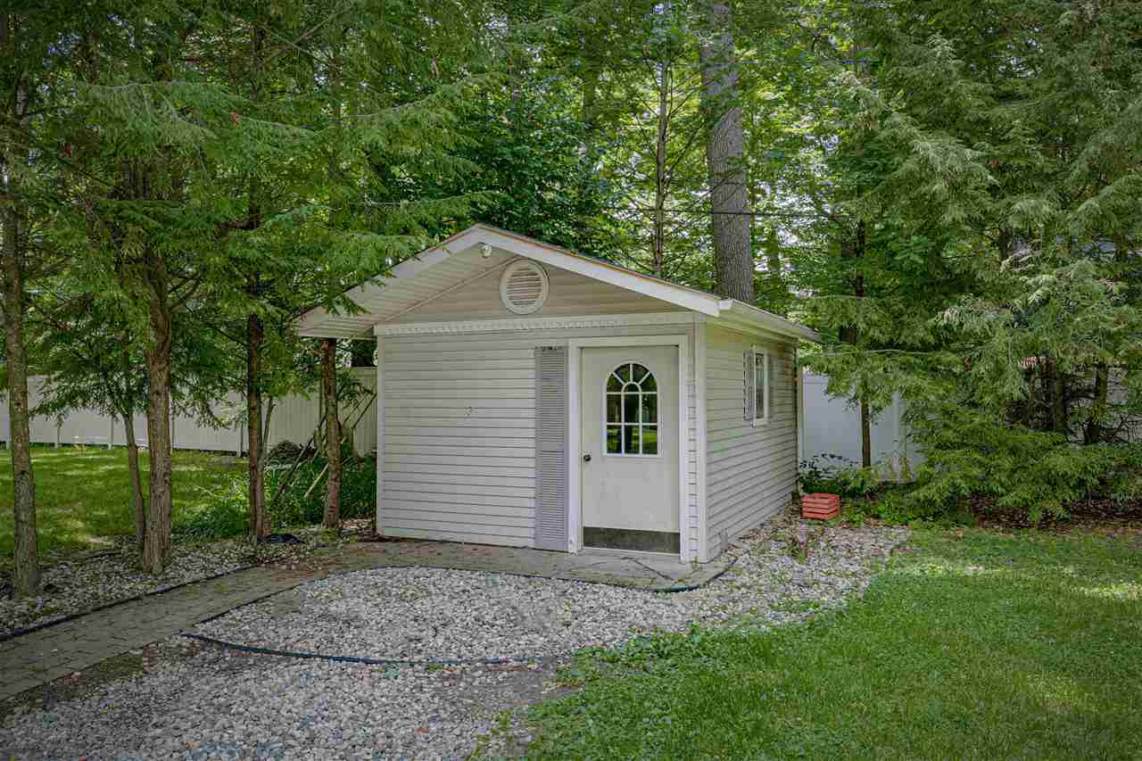 910 Oak Grove Road Jackson, MI 49203 - Photo 49 of 50 Photo 49