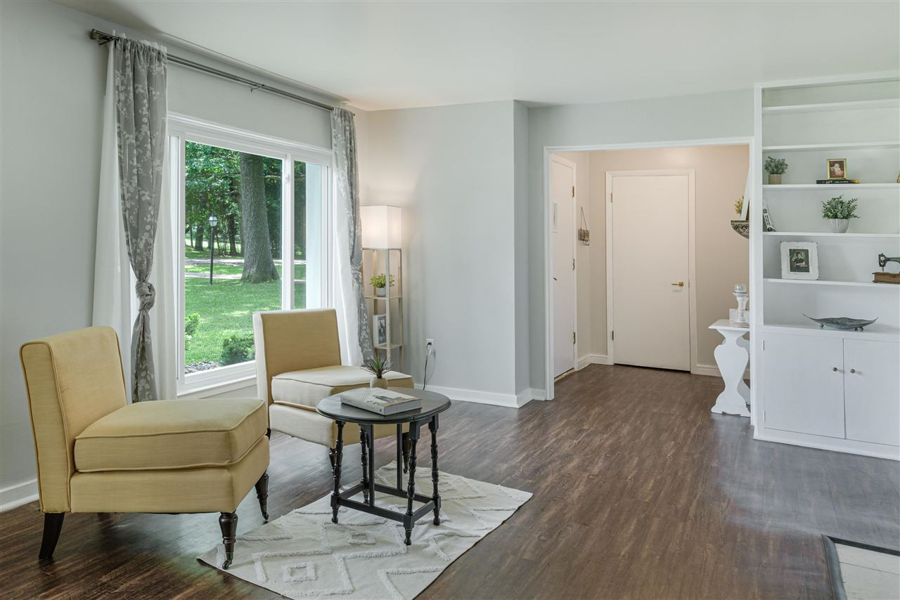 910 Oak Grove Road Jackson, MI 49203 - Photo 8 of 50 Photo 8