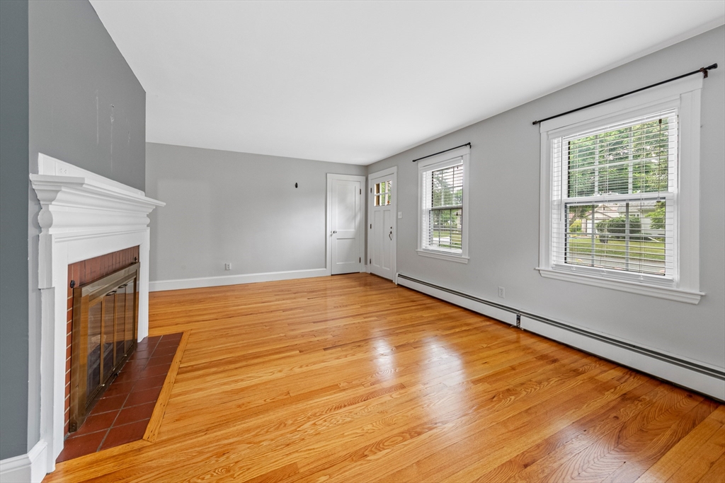 9 Auburn Road Beverly, MA 01915 - Photo 9 of 25