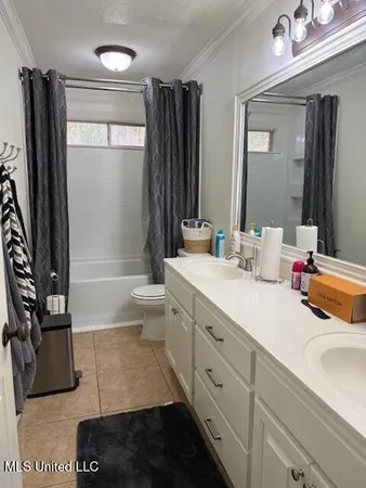 $249,900 | 5376 Kaywood Drive, Jackson, MS 39211