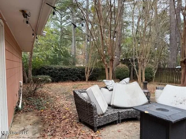 $249,900 | 5376 Kaywood Drive, Jackson, MS 39211