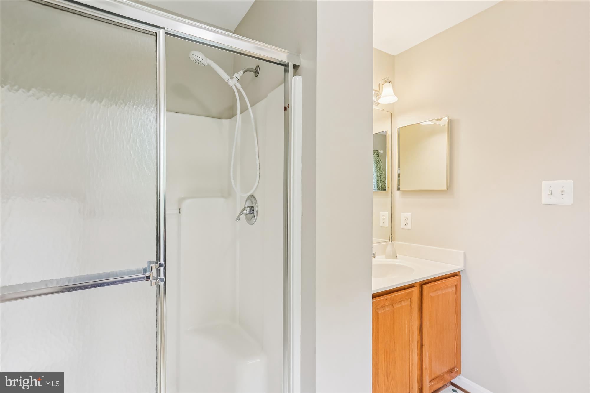 11118 Midvale Road Kensington, MD 20895 - Photo 38 of 108 Primary Bath